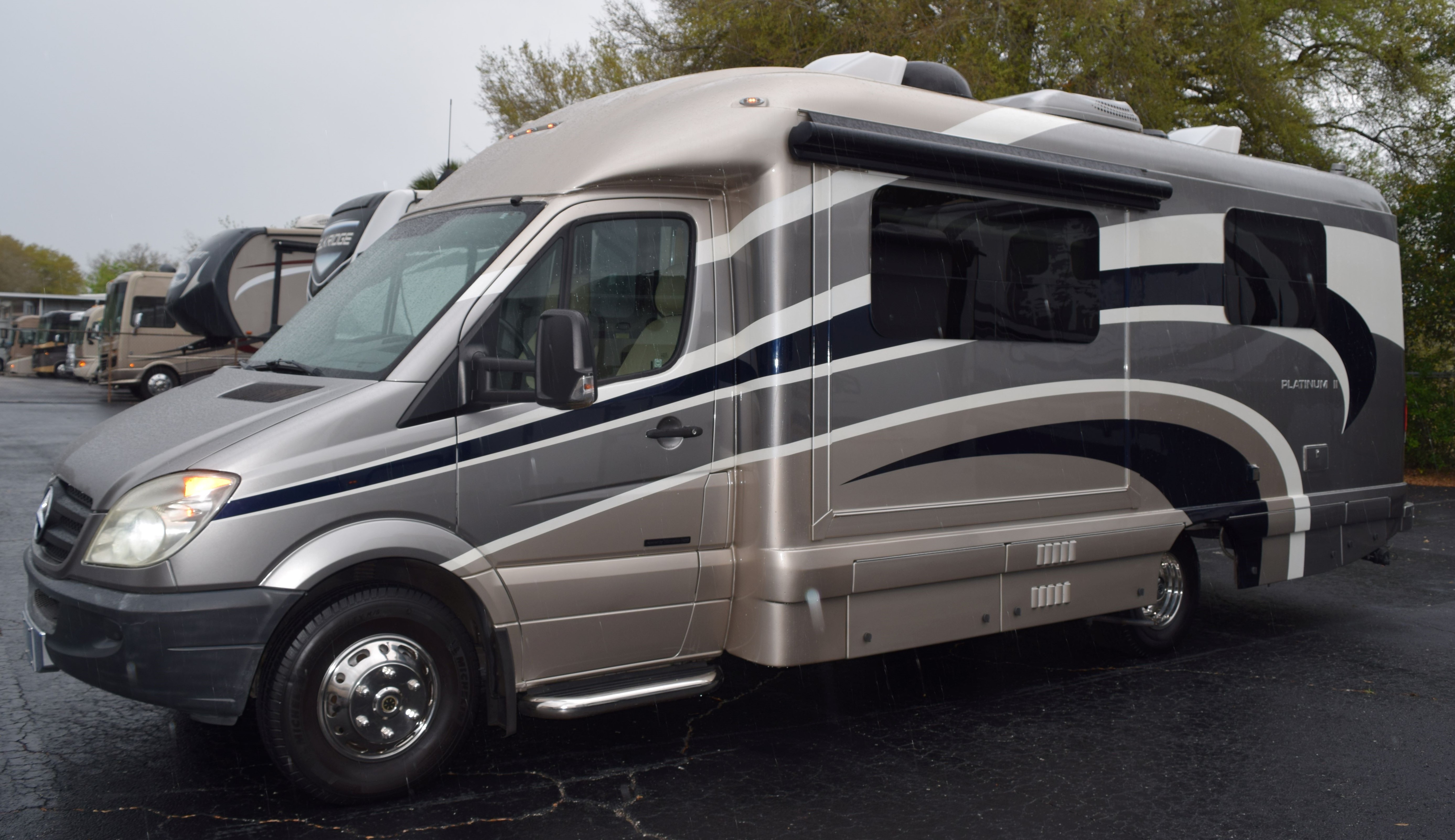 2013 Coach House Platinum II