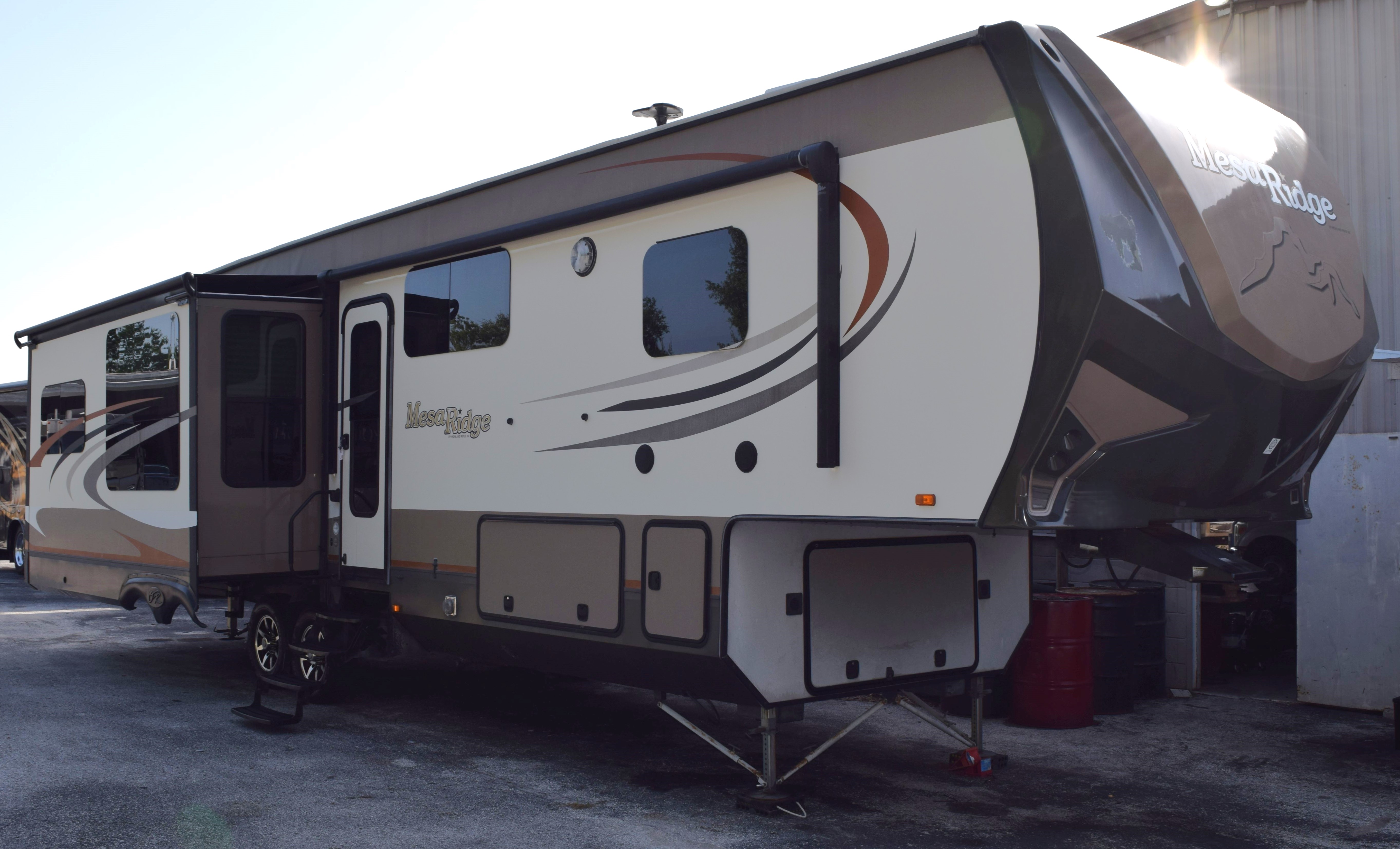 2016 Highland Ridge Mesa Ridge