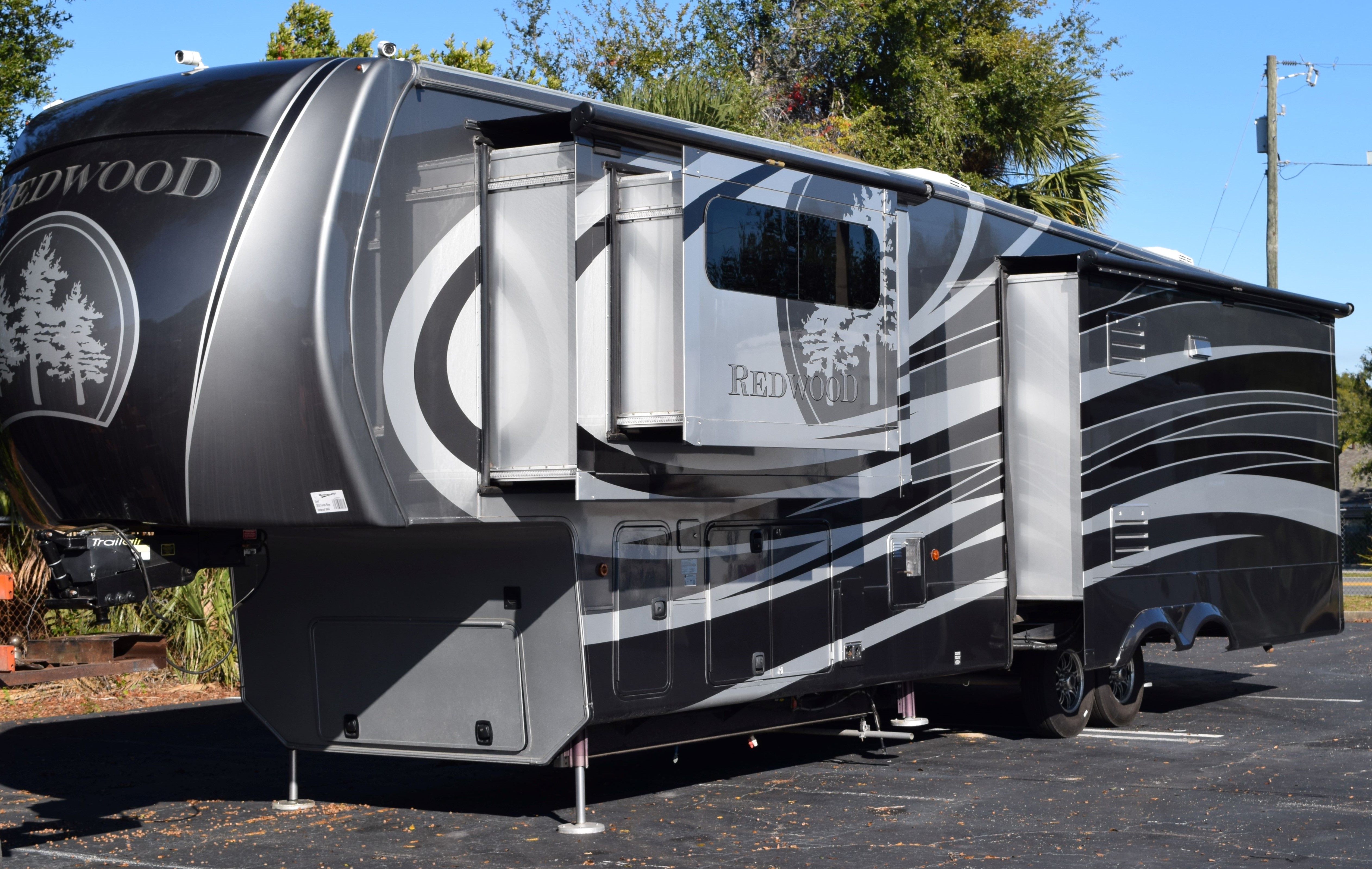 2015 Redwood RV