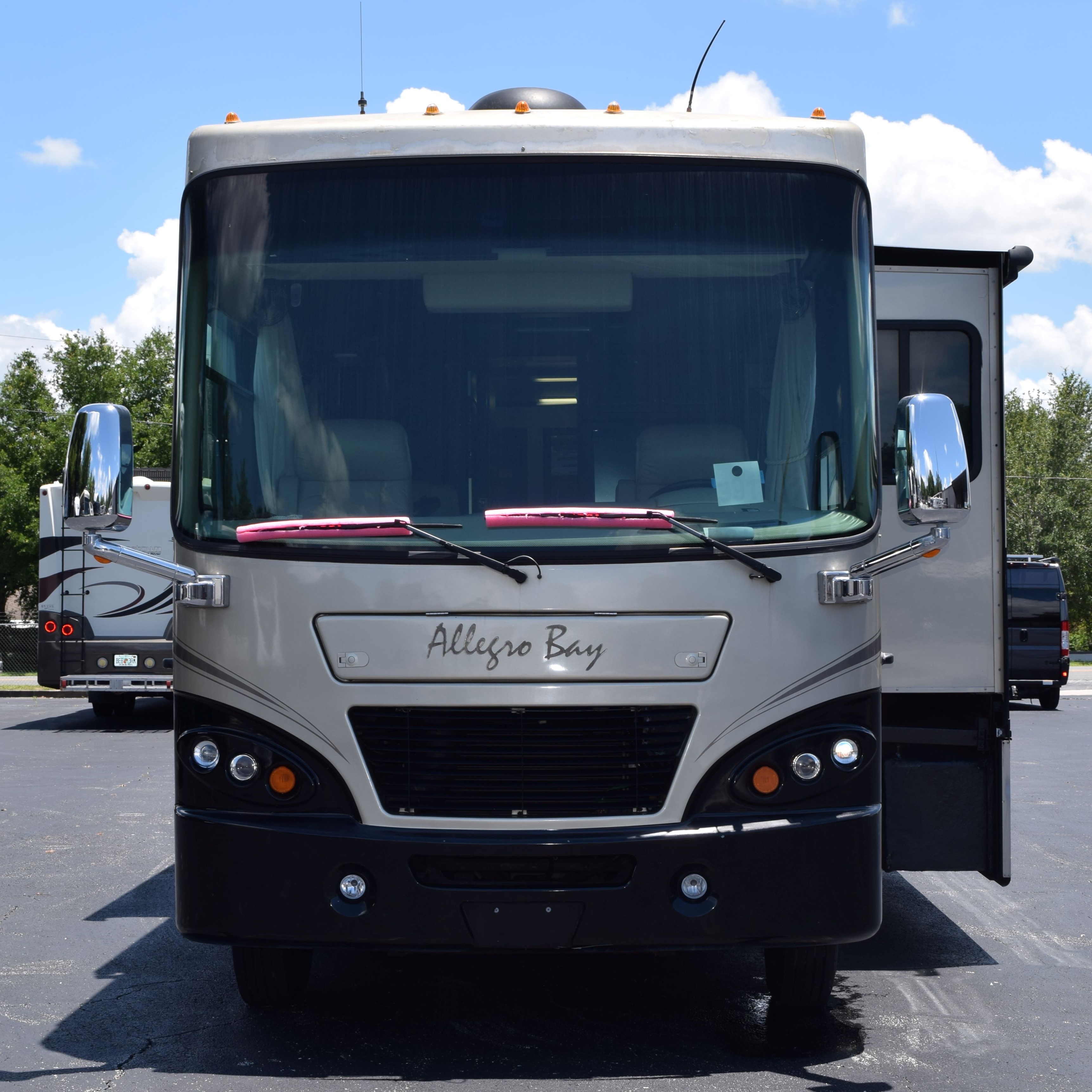2007 Tiffin Allegro Bay